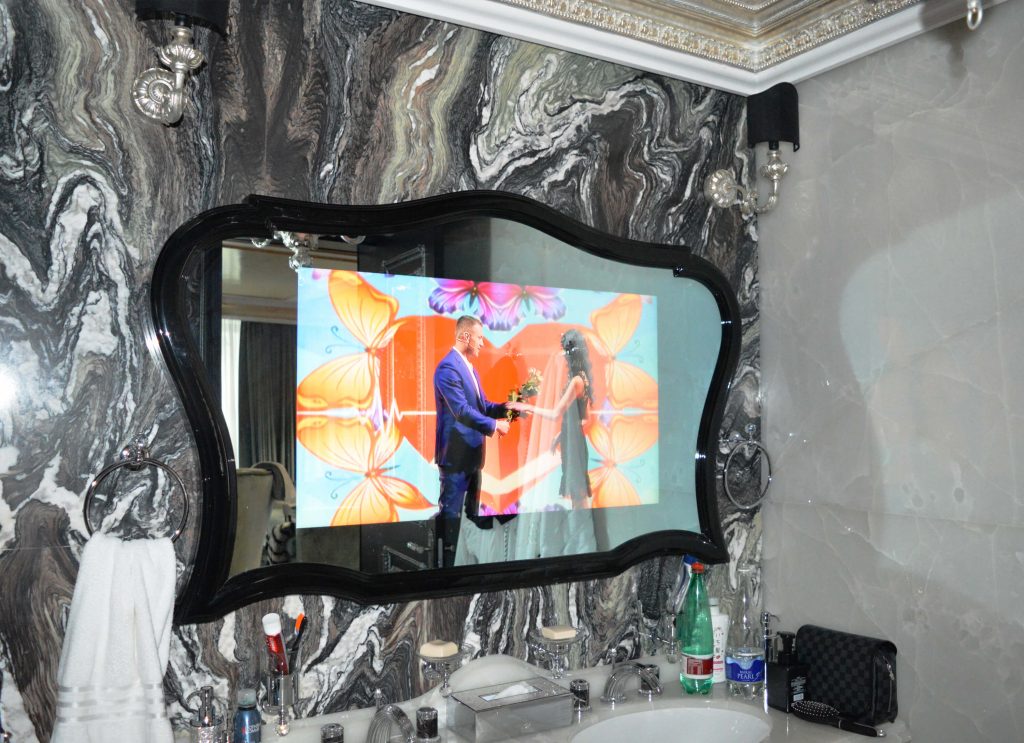 зеркальные телевизоры Tele-Art в ванную комнату